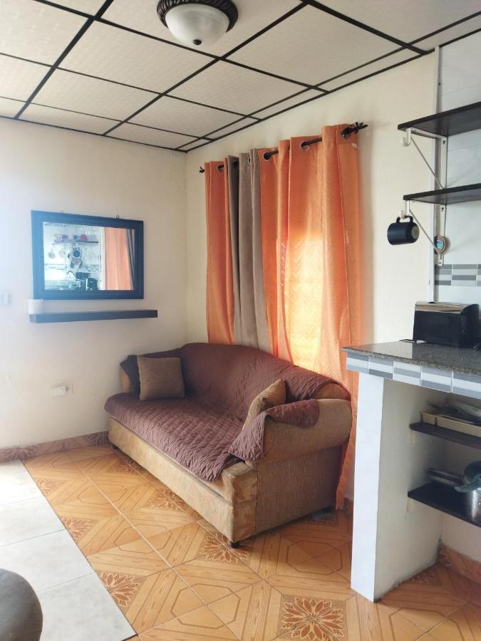 Ofiuras Hostal Colon Extérieur photo